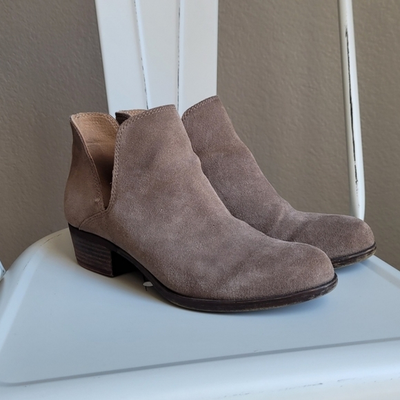 Lucky Brand | Genuine Leather Seude Taupe Booties - Picture 5 of 10